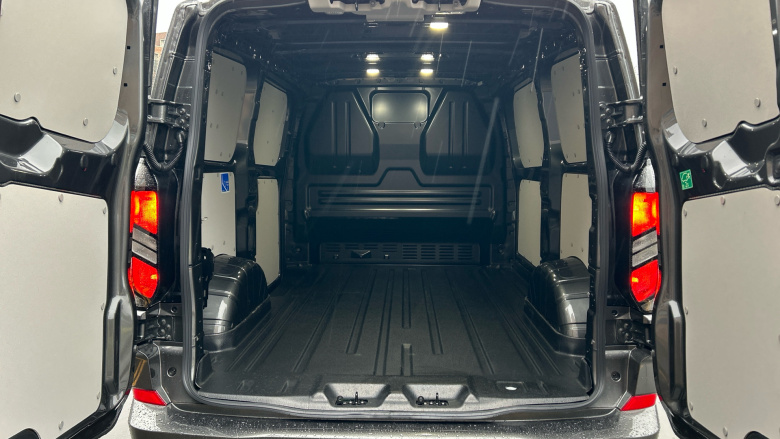 Ford Transit Custom 280 L1 Diesel Fwd 2.0 EcoBlue 136ps H1 Van Limited